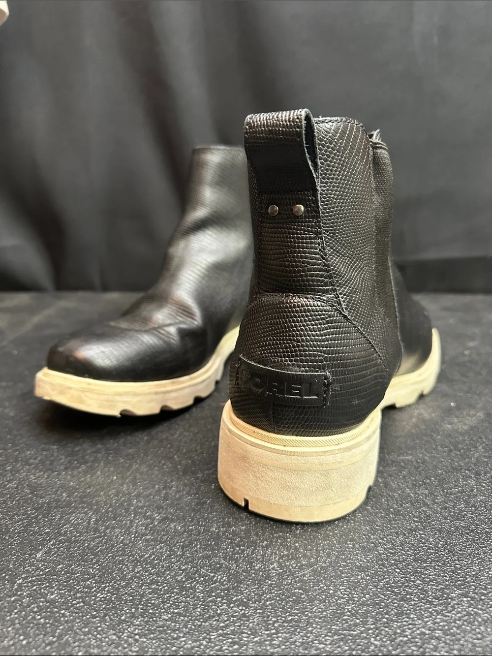Sorel Black weatherproof boots size Woman’s 11